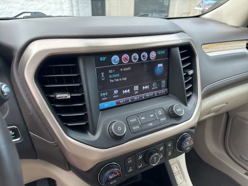 Used 2017 GMC Acadia Denali w/ Technology Package image 22