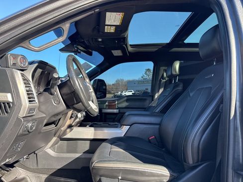 Used 2017 Ford F350 Platinum w/ Platinum Ultimate Package image 21