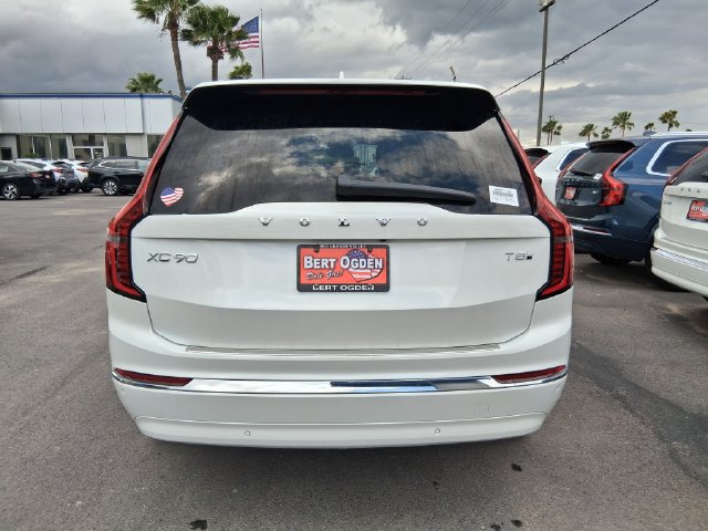 New 2026 Volvo XC90 T8 Plus w/ Protection Package Premier AWD/4WD image 5