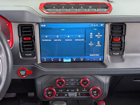 Used 2024 Ford Bronco Badlands AWD/4WD image 25