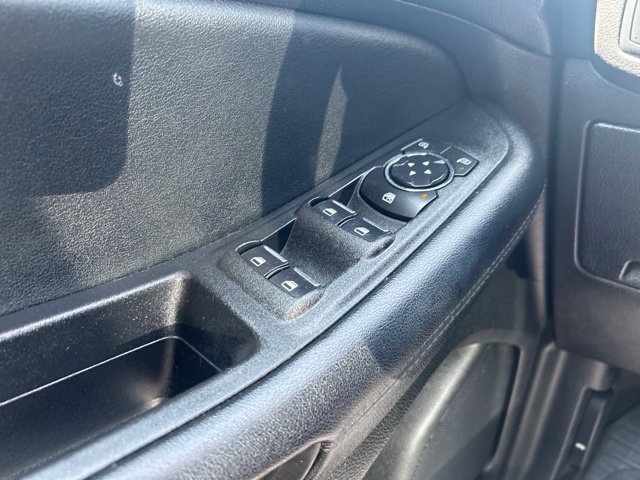 Used 2022 Ford Edge SEL AWD/4WD image 19