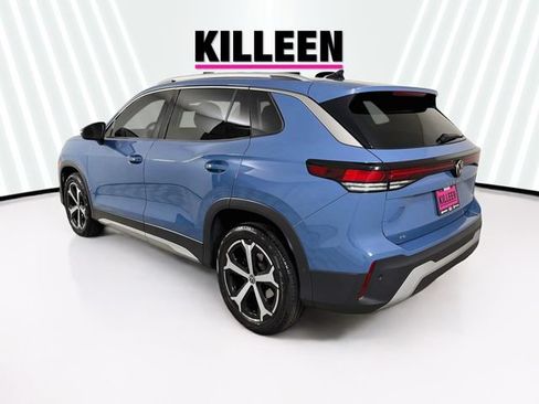 Used 2025 Volkswagen Tiguan SE FWD image 5