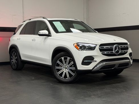 Certified 2025 Mercedes-Benz GLE 350 4MATIC image 2