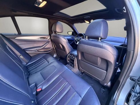 Used 2019 BMW 540i w/ M Sport Package RWD image 32