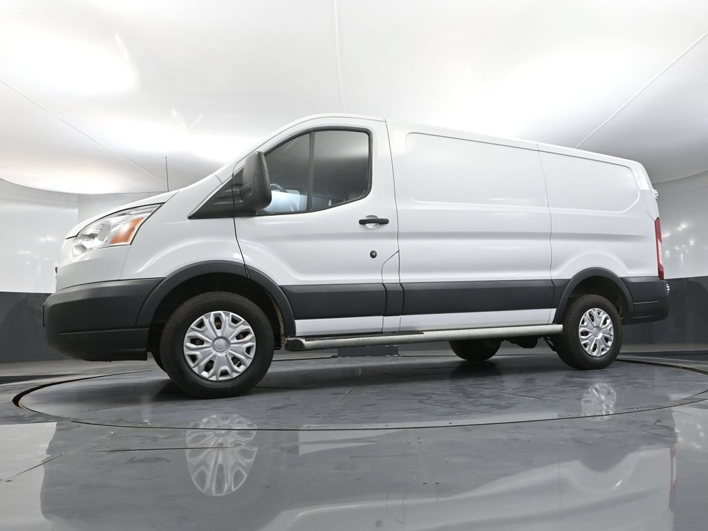 Used 2017 Ford Transit 250 130 Low Roof w/ Exterior Upgrade Package RWD image 41