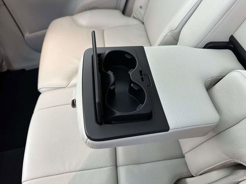 Used 2019 Volvo XC90 T6 Momentum w/ Advanced Package image 13