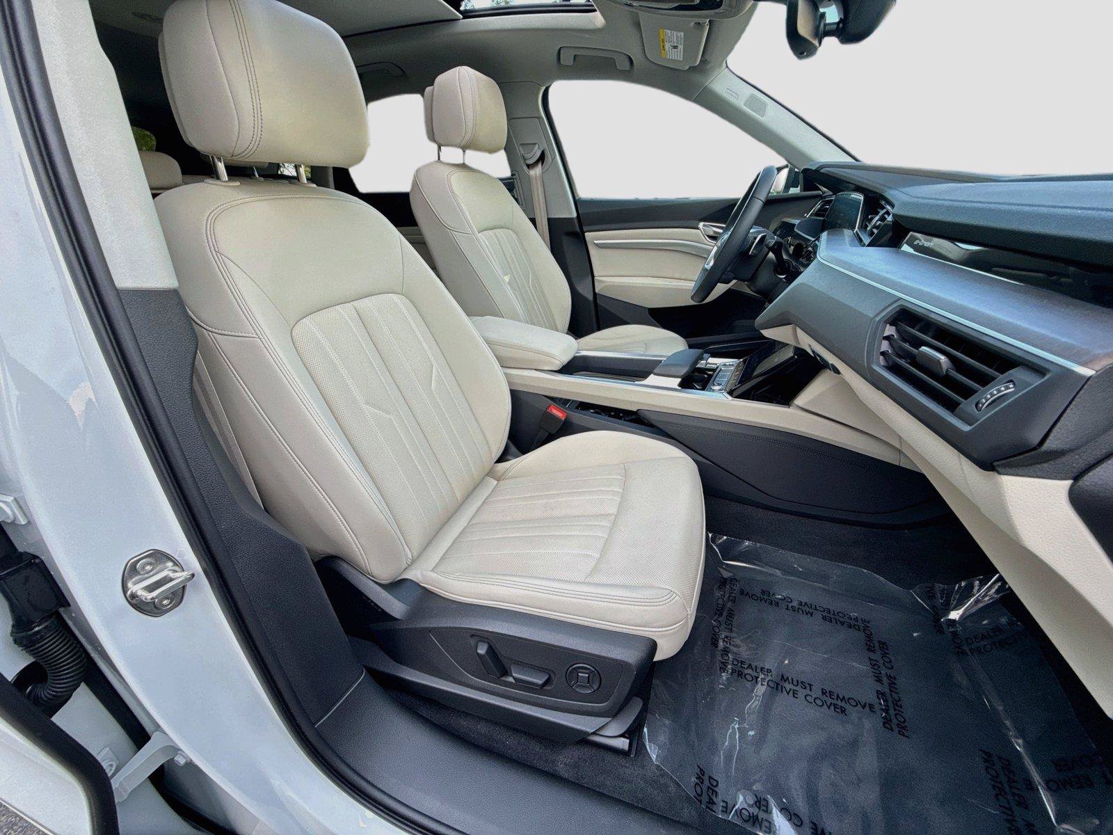 Certified 2024 Audi Q8 e-tron Premium Plus AWD/4WD image 30