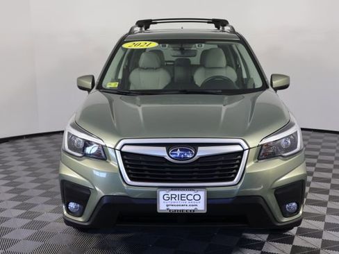 Used 2021 Subaru Forester Premium image 3