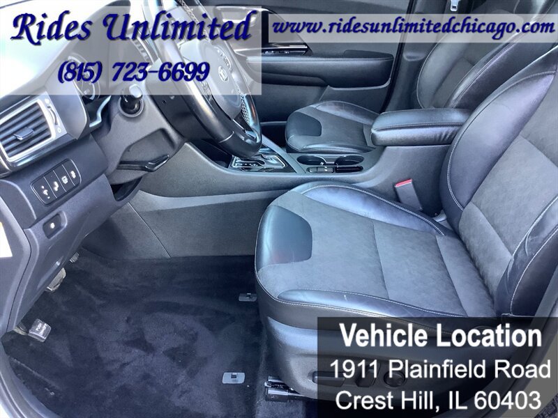 Used 2019 Kia Niro S Touring FWD image 10
