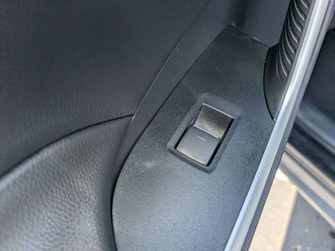 Used 2022 Toyota RAV4 XLE Premium AWD/4WD image 12