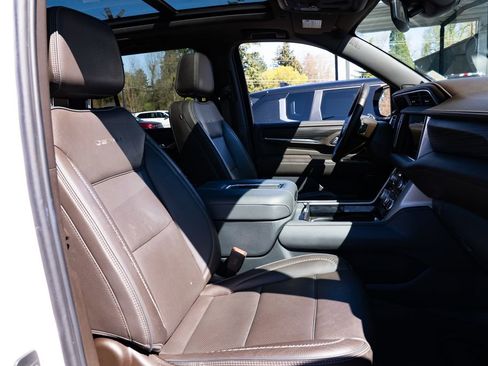 Used 2024 GMC Yukon Denali image 27