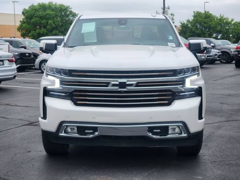 Used 2021 Chevrolet Silverado 1500 High Country w/ Technology Package AWD/4WD image 2