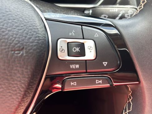 Used 2021 Volkswagen Tiguan SEL image 24