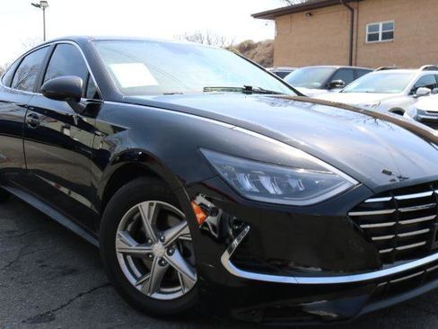 Used 2021 Hyundai Sonata SE w/ Cargo Package image 3