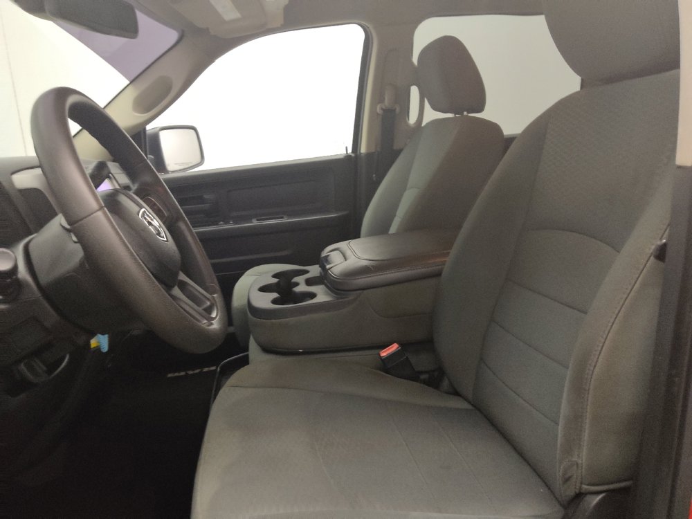 Used 2014 RAM 1500 Express RWD image 17