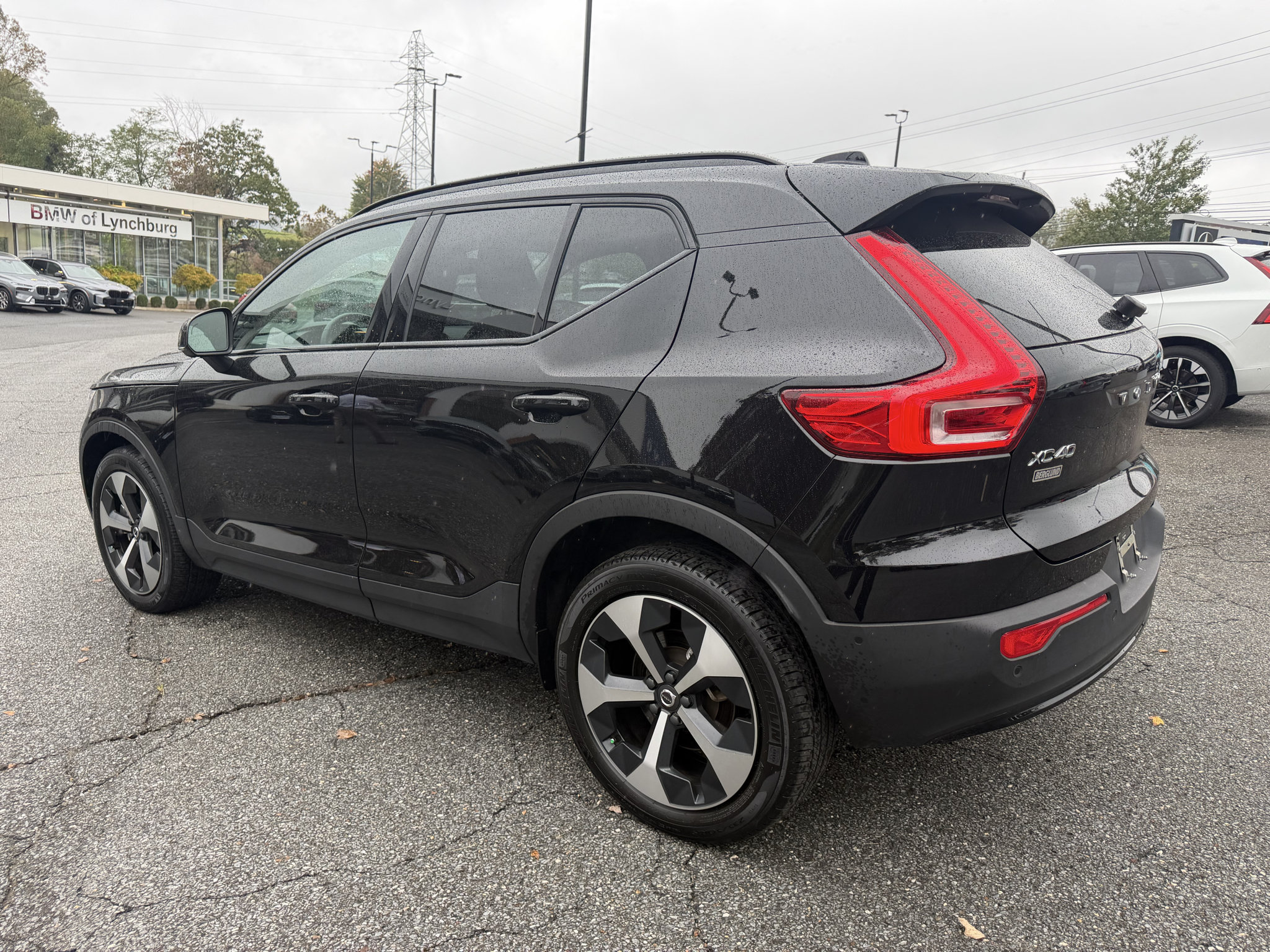 Used 2026 Volvo XC40 B5 Plus AWD/4WD image 5