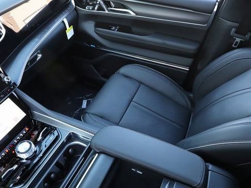 New 2024 Jeep Grand Wagoneer Series II w/ Quick Order Packagew 28T image 40