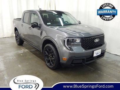 New 2025 Ford Maverick Lariat w/ Black Appearance Package