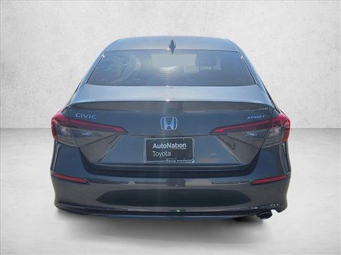 Used 2022 Honda Civic Sport image 6