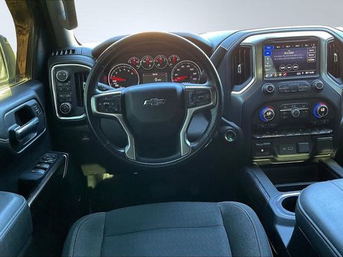 Used 2019 Chevrolet Silverado 1500 LT Trail Boss image 4