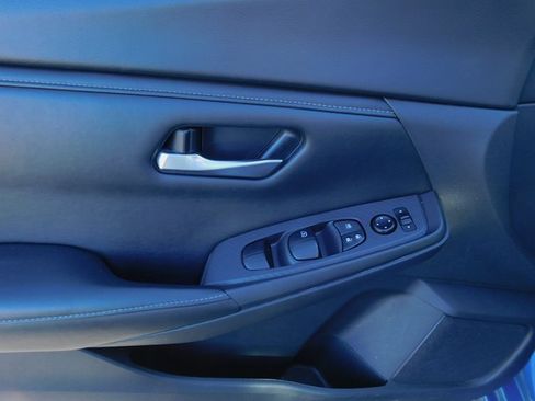 Used 2023 Nissan Sentra SV image 25