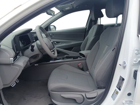 New 2026 Hyundai Elantra Sport FWD image 9