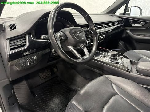 Used 2019 Audi Q7 3.0T Prestige w/ Prestige Package AWD/4WD image 3