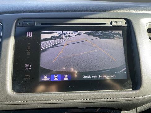 Used 2018 Honda HR-V EX-L image 11