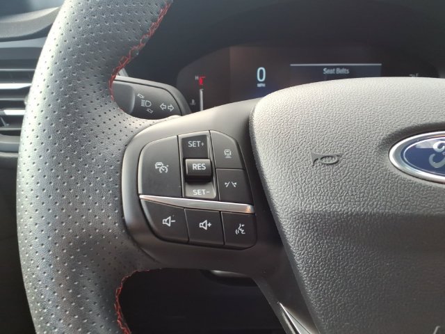 Certified 2024 Ford Escape ST-Line w/ Tech Pack #1 AWD/4WD image 14