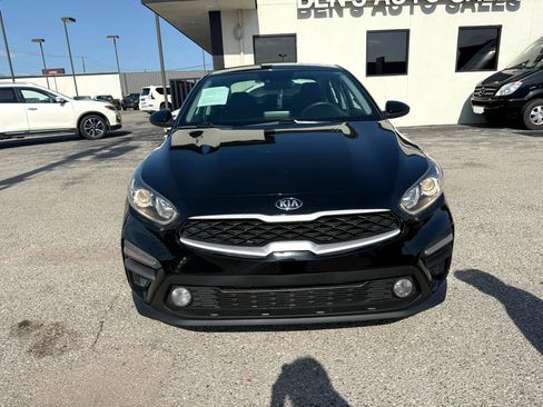 Used 2021 Kia Forte Sedan image 3