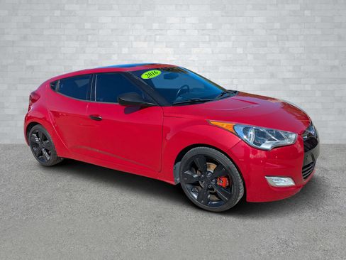 Used 2016 Hyundai Veloster w/ Option Group 02 image 2