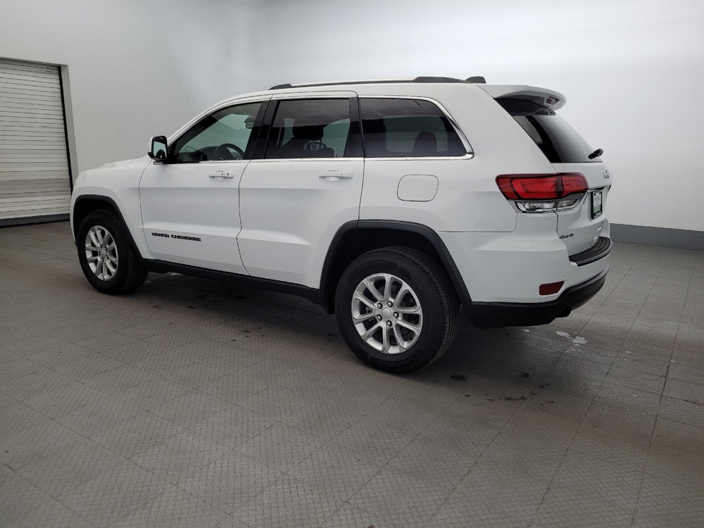 Used 2021 Jeep Grand Cherokee Laredo AWD/4WD image 3