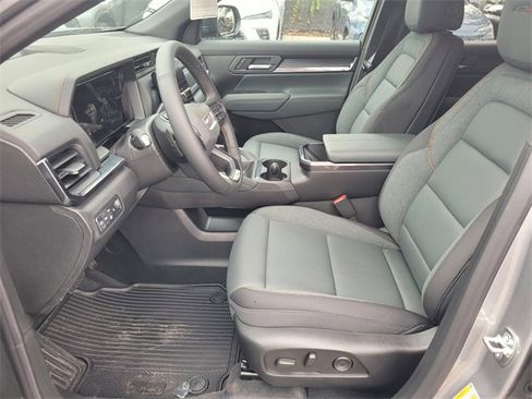 New 2026 GMC Terrain AT4 w/ Convenience Package III image 4