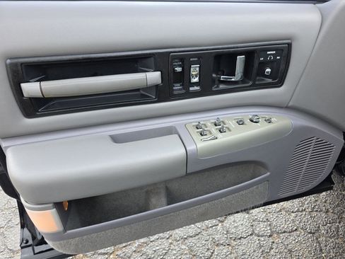 Used 1995 Chevrolet Impala SS image 5