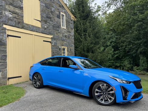 Used 2022 Cadillac CT5 V Blackwing w/ Parking Package image 31