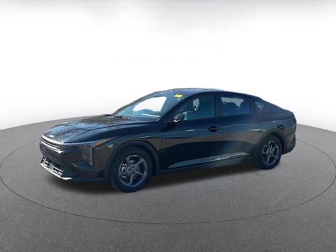 Used 2025 Kia K4 LXS image 7