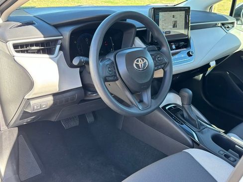 Used 2026 Toyota Corolla LE image 10