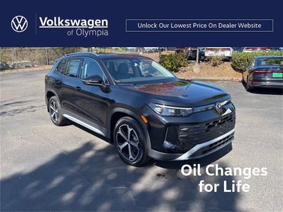 New 2025 Volkswagen Tiguan SE