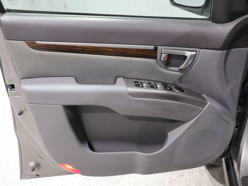 Used 2012 Hyundai Santa Fe GLS AWD/4WD image 12