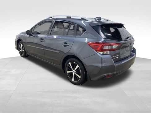 Used 2021 Subaru Impreza Premium image 2