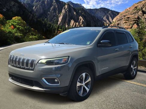 Used 2022 Jeep Cherokee Limited AWD/4WD image 5