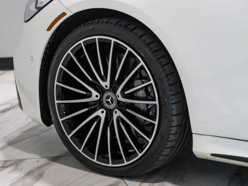 Used 2022 Mercedes-Benz S 580 4MATIC Sedan image 49