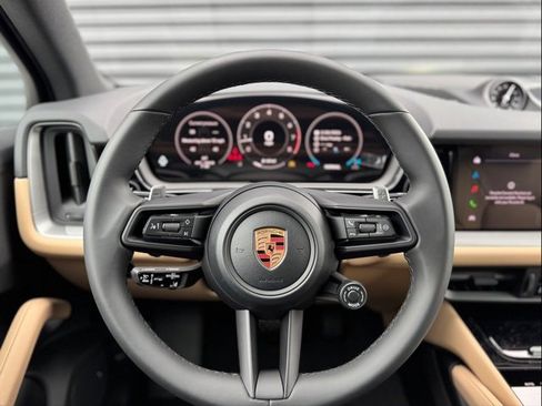 New 2026 Porsche Cayenne image 19