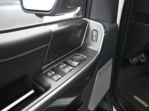 Used 2022 Ford F150 XLT w/ Equipment Group 302A High image 10