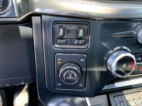Used 2024 Ford F150 Raptor AWD/4WD image 31
