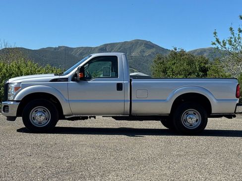 Used 2016 Ford F250 XL w/ Power Equipment Group RWD image 7