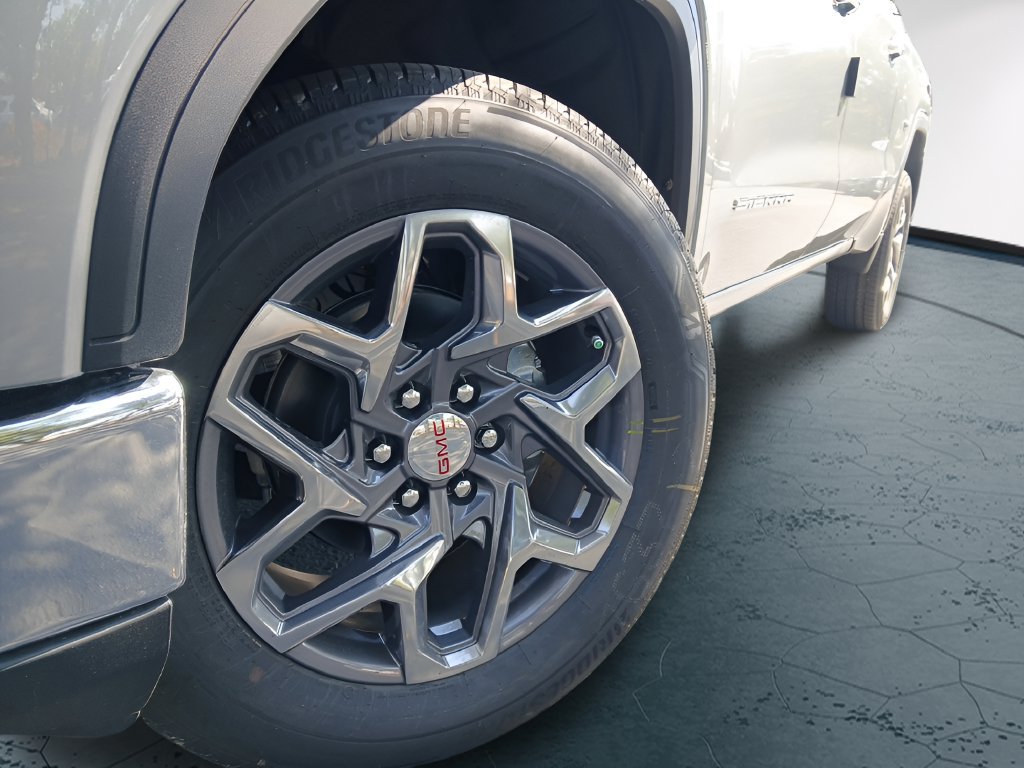 New 2026 GMC Sierra 1500 SLT w/ SLT Convenience Package RWD image 2