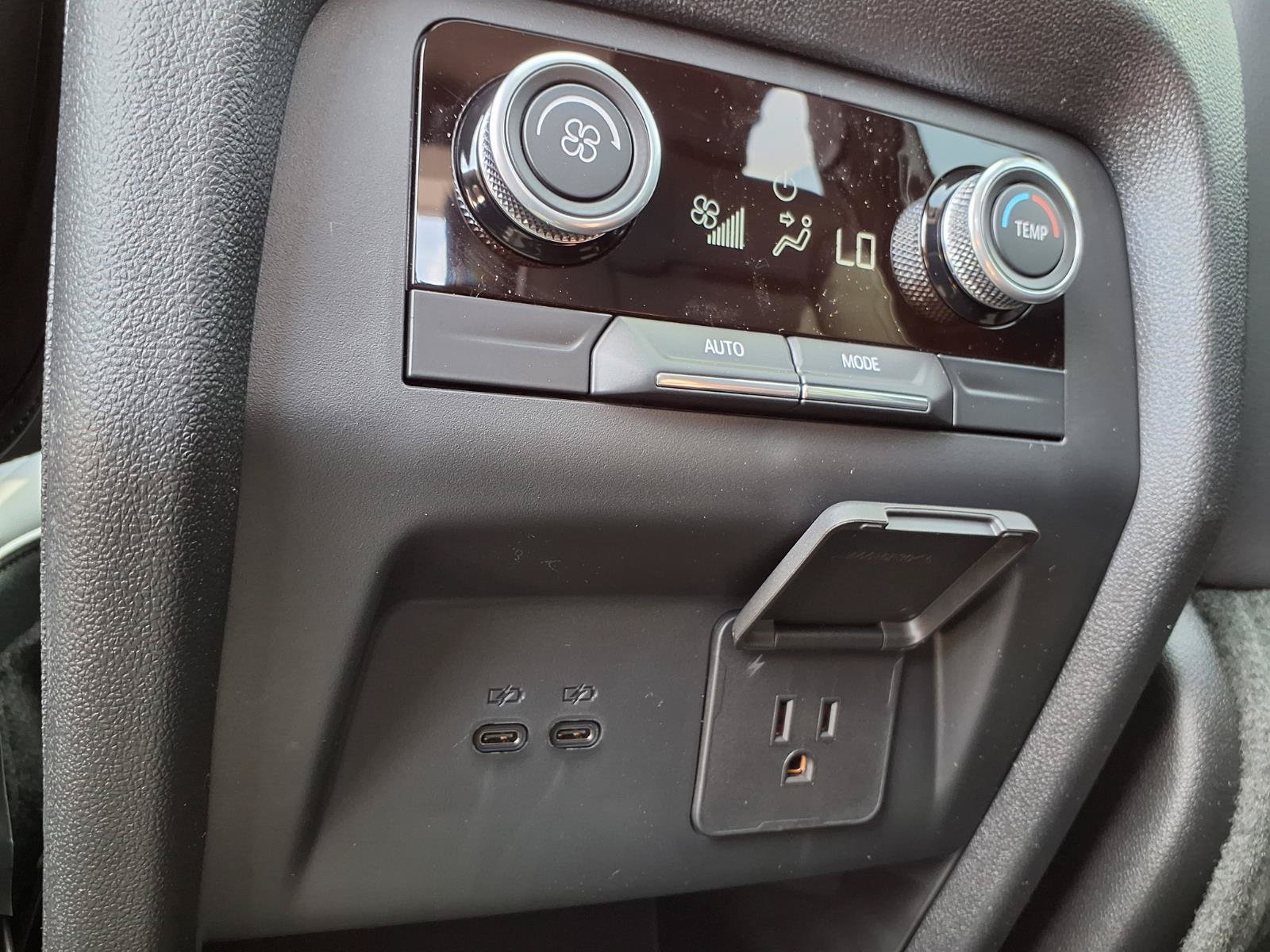New 2026 Buick Enclave Sport Touring w/ Power Package FWD image 19