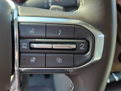 Used 2024 GMC Acadia Denali w/ Super Cruise Package AWD/4WD image 24