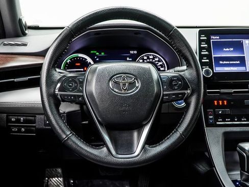 Used 2021 Toyota Avalon XLE w/ Moonroof Package image 18